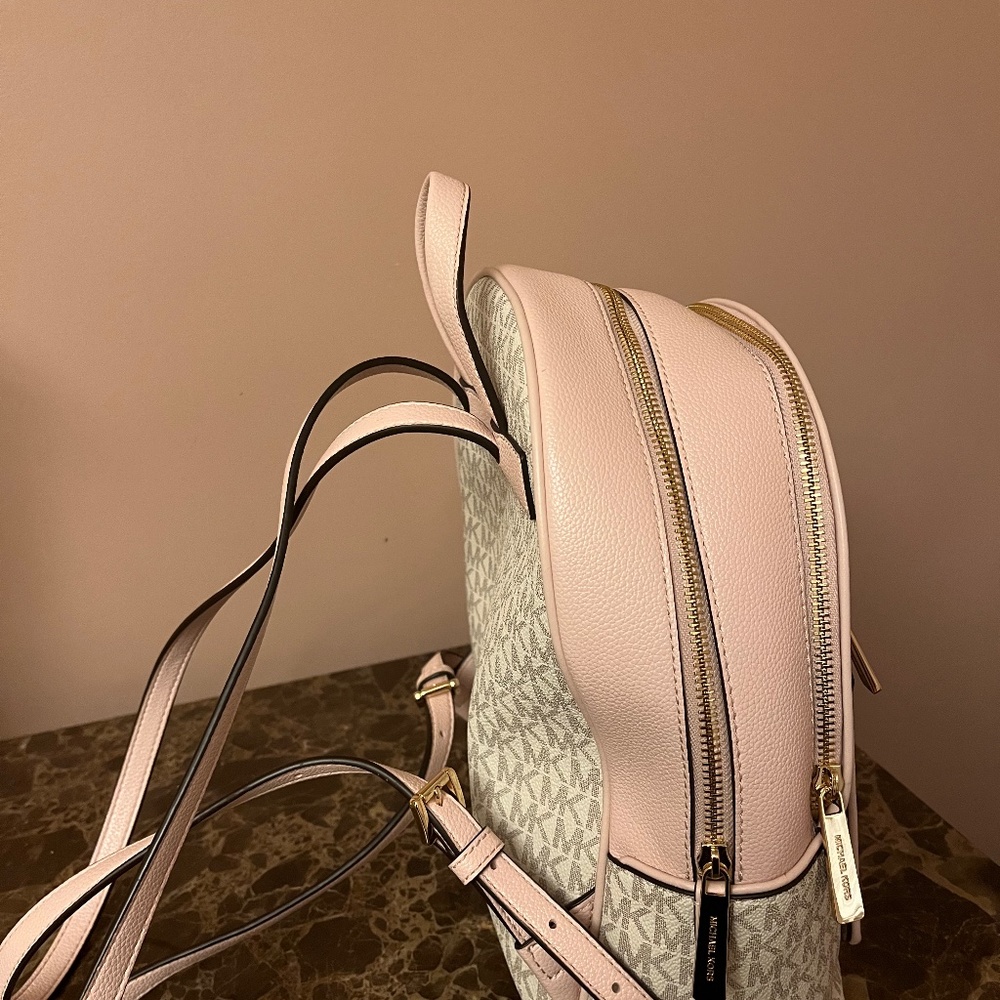 Michael Kors Adina Medium Backpack